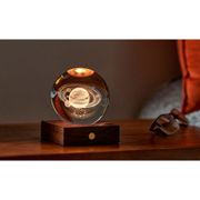 Lampe boule saturne 3D en cristal et noyer h12cm